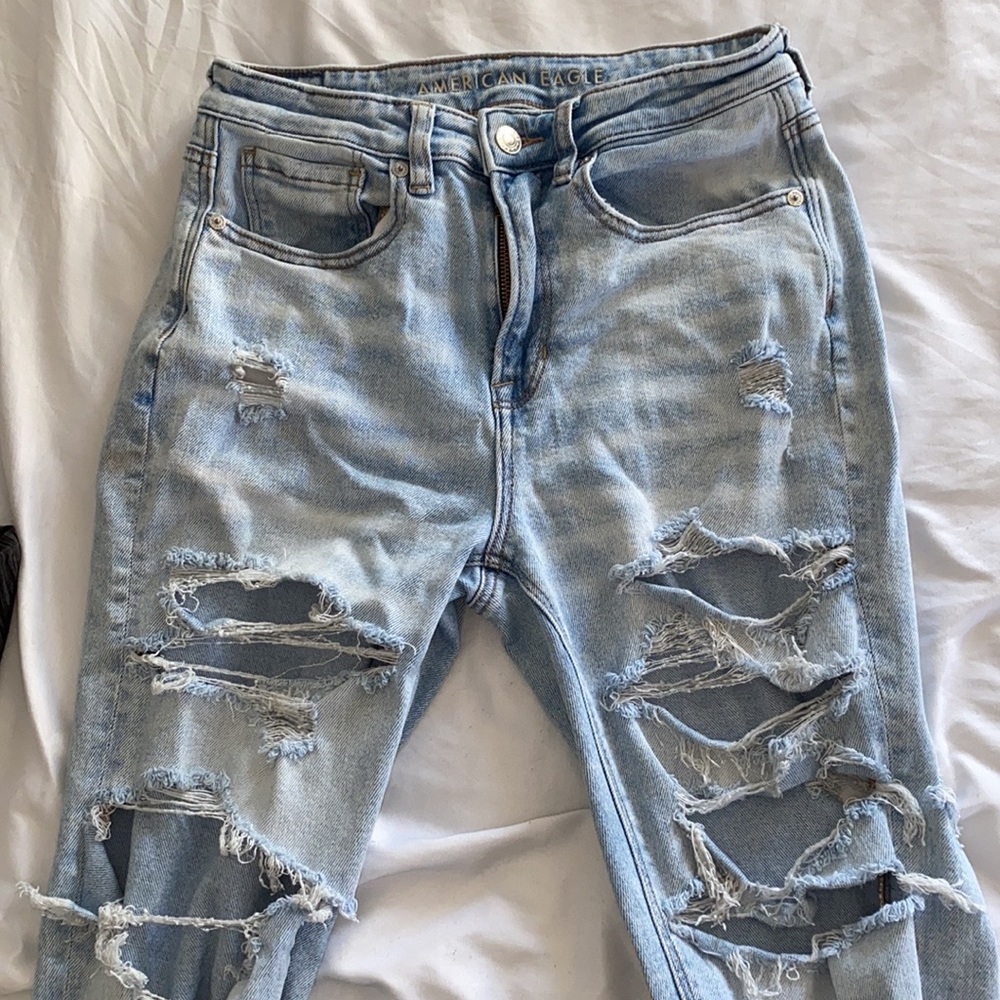 American eagle mom jeans